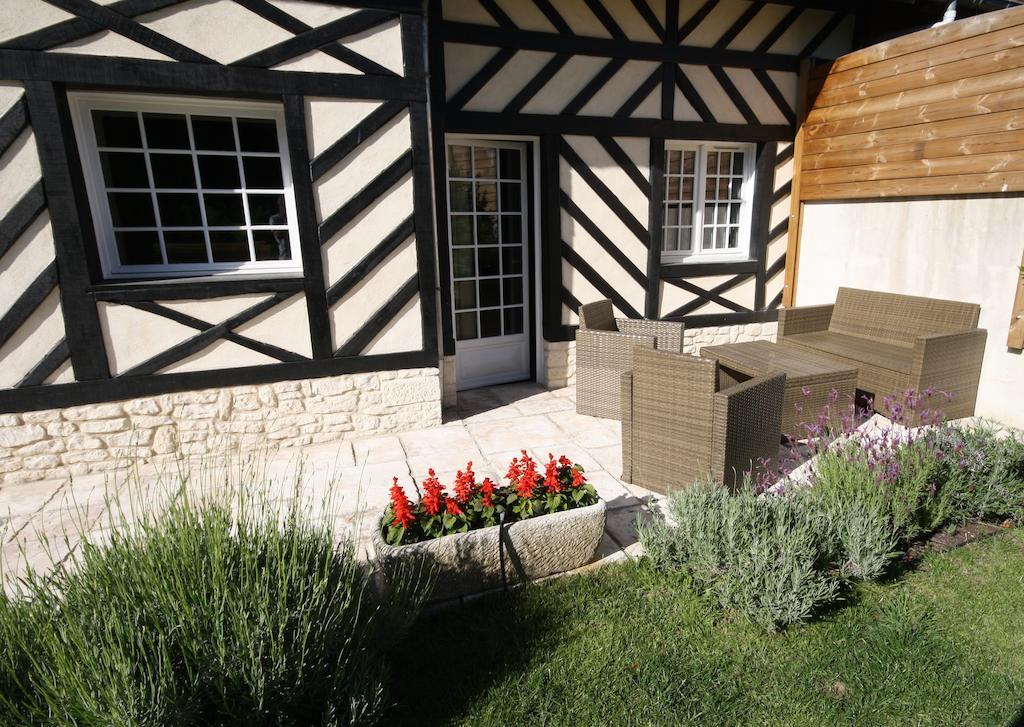 Manoir De La Croix-Sonnet Acomodação com café da manhã Trouville-sur-Mer Quarto foto